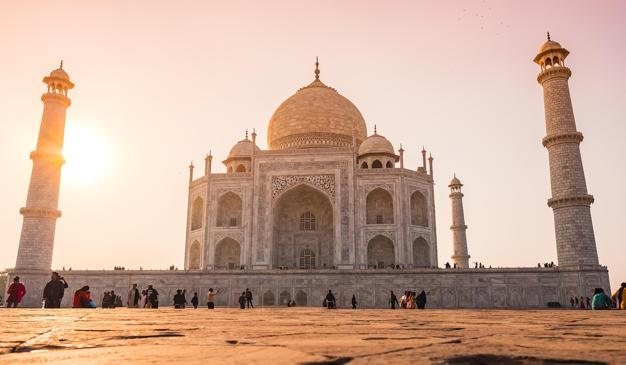 découvrez comment voyager en asie avec un budget limité : conseils, astuces et destinations abordables pour un voyage inoubliable sans se ruiner.