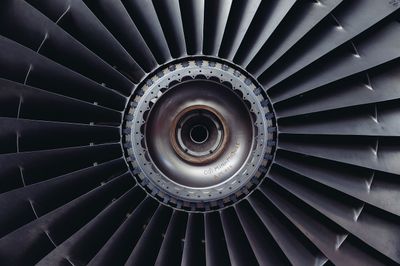 Comment gérer efficacement le décalage horaire lors de vos voyages en 2025 ?
