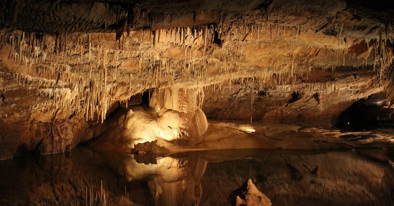 Plongez dans les mystères de la grotte de Foissac