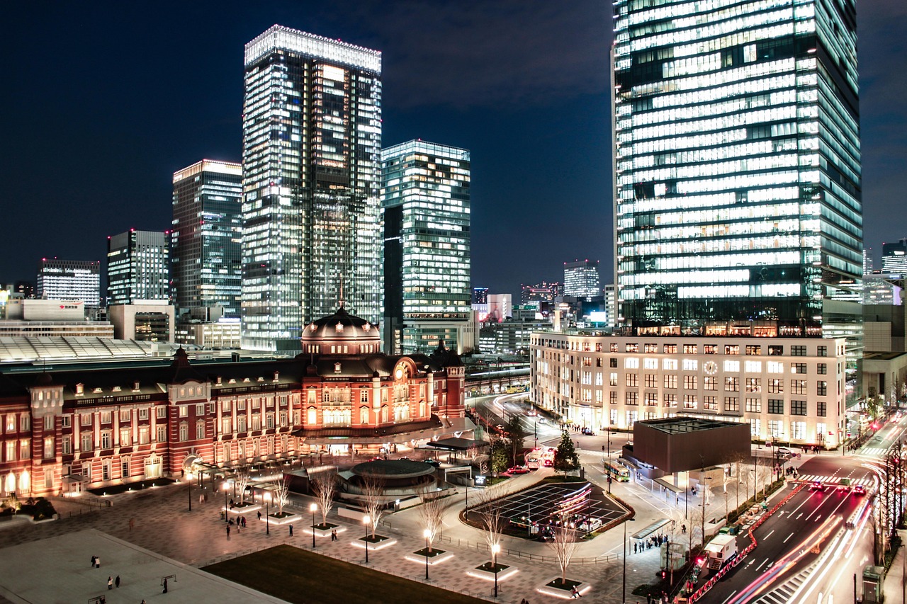 découvrez tokyo, la métropole vibrante du japon, où tradition et modernité se rencontrent. explorez ses quartiers emblématiques, savourez une cuisine délicieuse et plongez dans une culture riche et diverse.